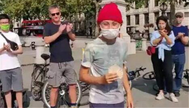 意大利10歲男孩步行2800公里  耗時3個月抵達倫敦探望奶奶