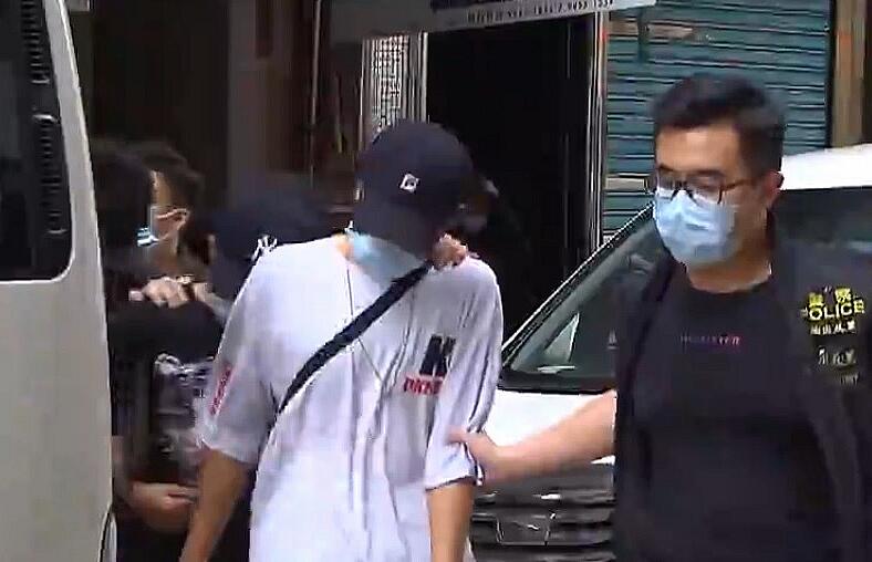 尖沙咀酒吧違規通宵經營 警拘6人 150名顧客被票控