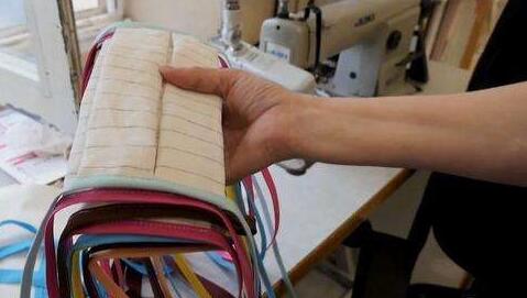 創新及科技局宣布10月5日起可於逾300處地點索取「銅芯抗疫口罩」