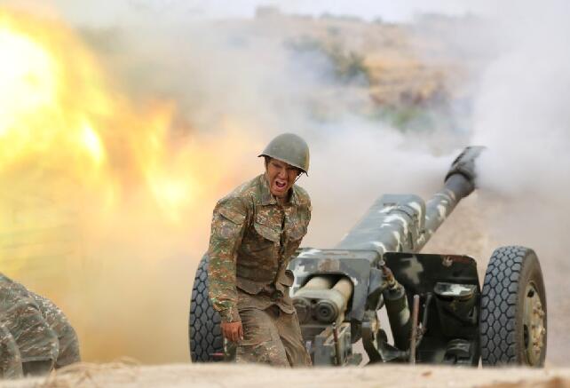 亞美尼亞與阿塞拜疆衝突持續7日未熄火