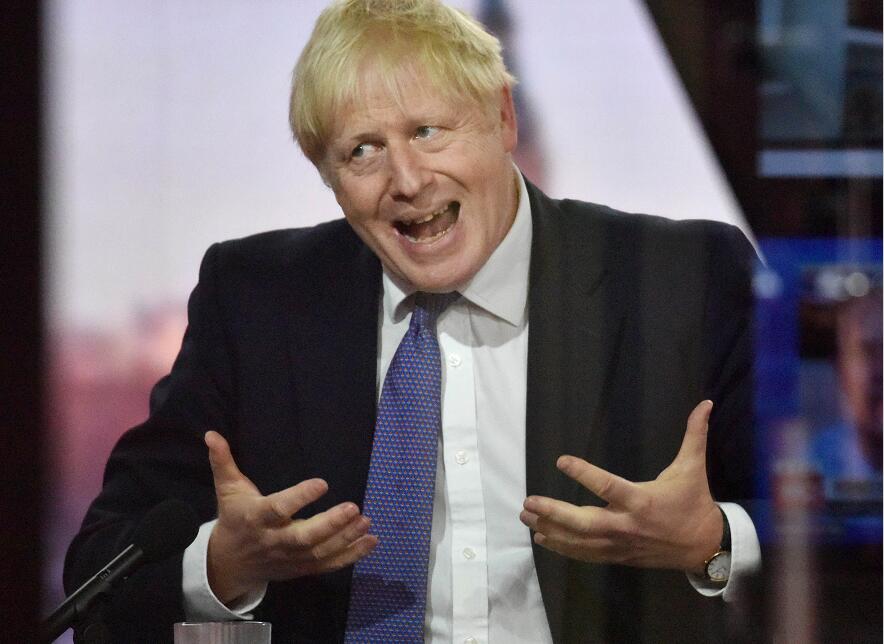 英國疫情反彈 約翰遜指需要平衡人命和經濟