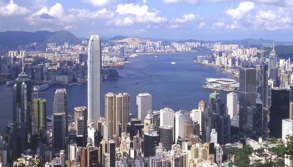 上月本港50大甲廈成交近4個月新高