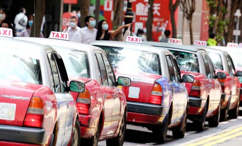 中大调查：僅一成半受訪者支持专营的士計劃