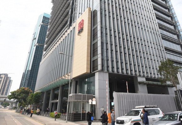 一中小企業董事涉詐騙銀行融資1900萬今提堂