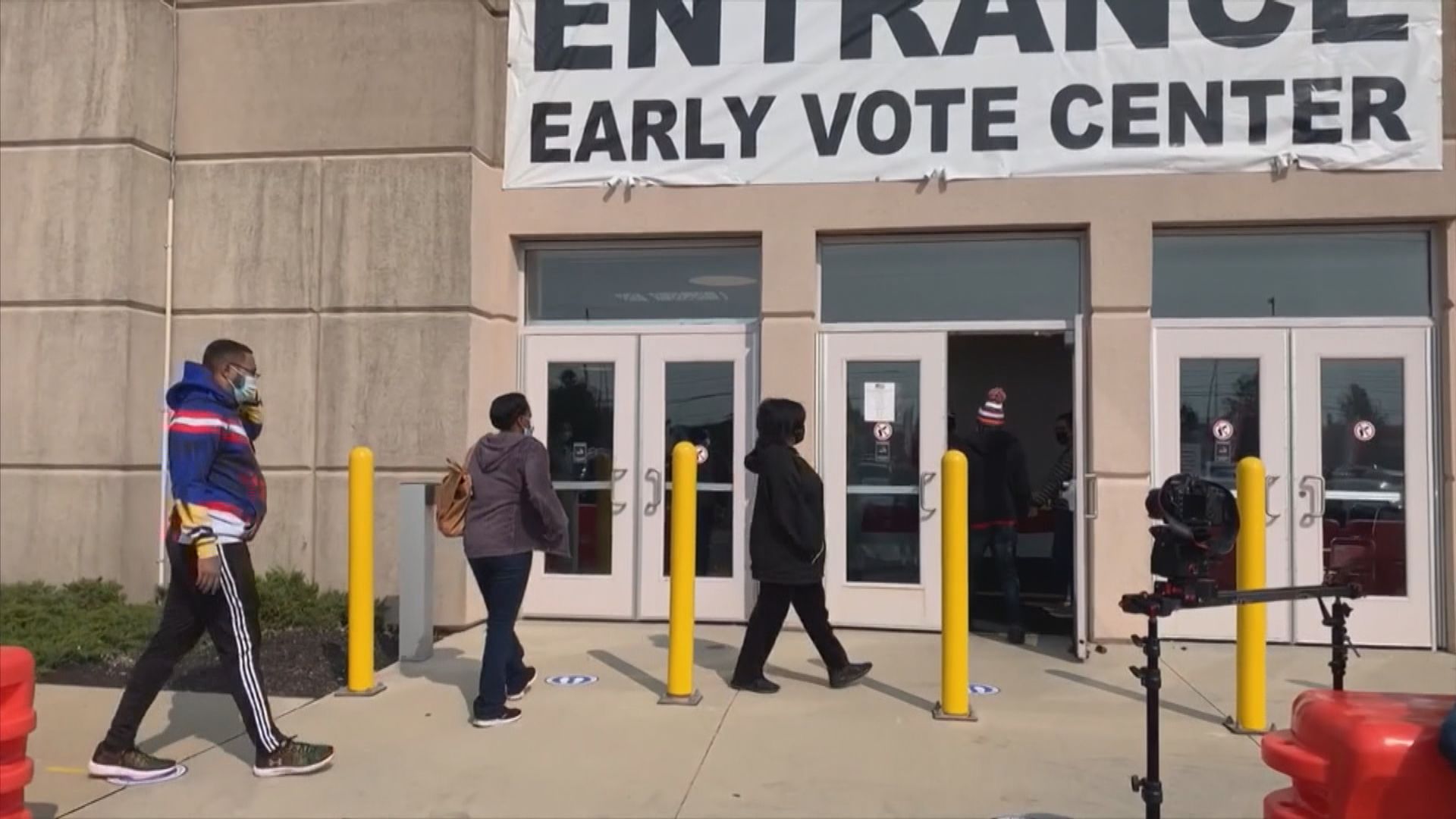 美國總統選舉 逾400萬人提前投票