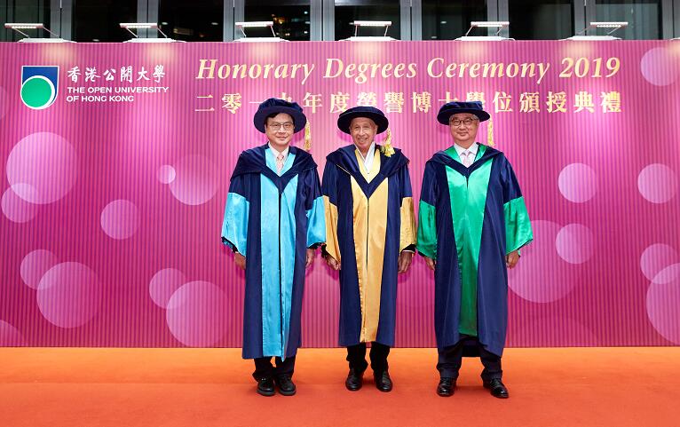 盧煜明、楊紹信、盛智文獲頒公大榮譽博士學位