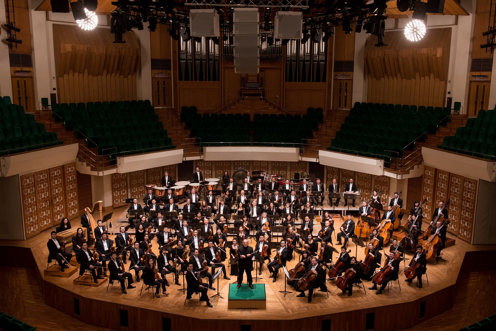 【文藝】悶壞了，本港最近有什麼好節目？