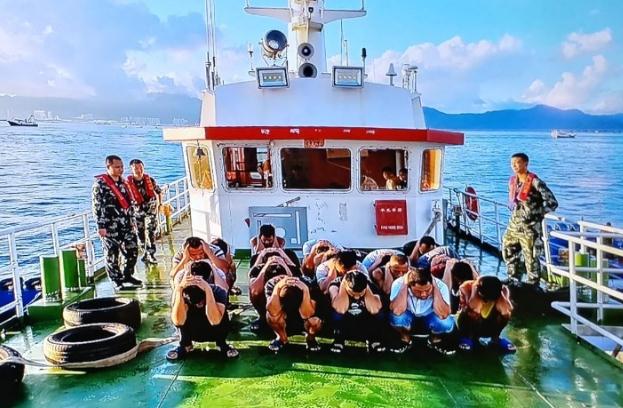 警方拘9人涉協助12港人偷渡 今午公布詳情