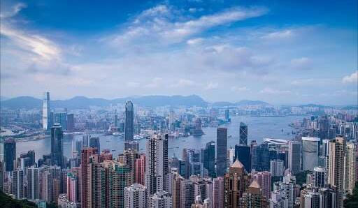  9月訪港旅客按年挫99.7%