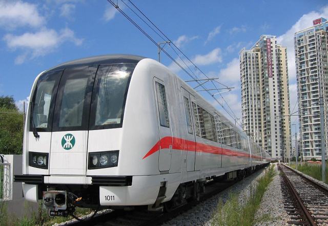 限带高容量充电宝 深圳地铁回应：按照最新规定执行