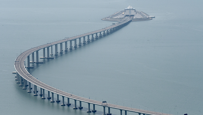 港珠澳大橋加速智能化數字化 將增粵港兩地牌車指標