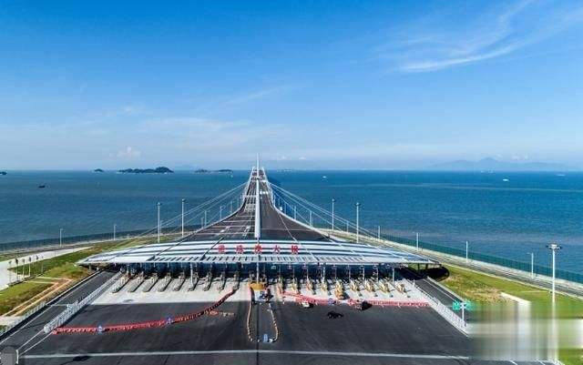 港珠澳大橋2年錄1792萬旅客