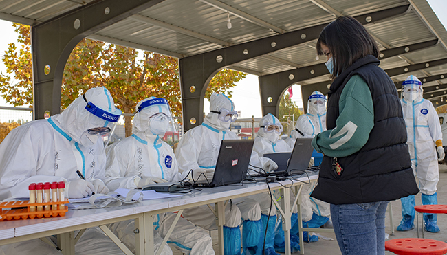 內地1日新增24例確診 本土3例均在新疆