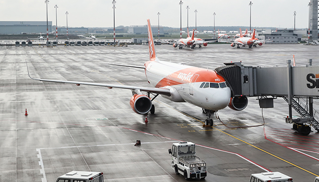 IATA:9月全球航空客運收入挫73%