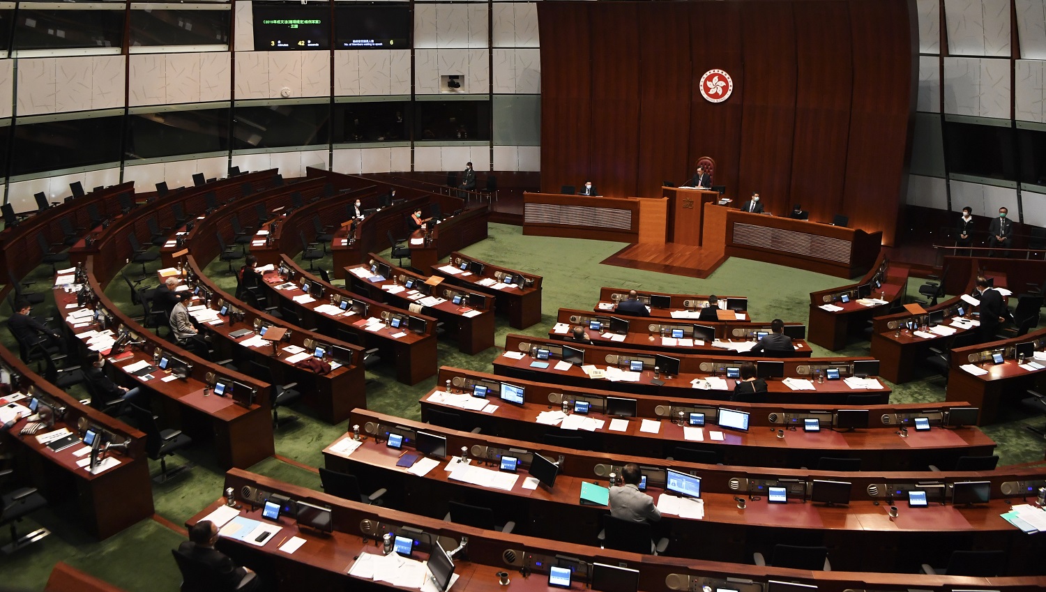 【来論】攬炒議員遭DQ是咎由自取