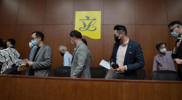 【來論】泛民威胁总辞违民意