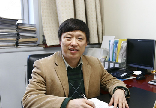 胡錫進：香港反對派議員集體鬧辭職嚇唬誰？可悲又可笑！