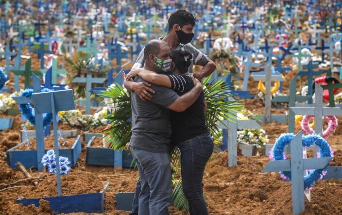 巴西恢復中國新冠疫苗臨床測試 累計確診迫近570萬