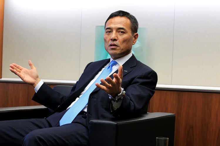 日本首相經濟顧問：美國領導地位漸減退