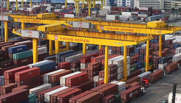 藍委批：民進黨政治掛帥 台灣經濟將持續沉淪