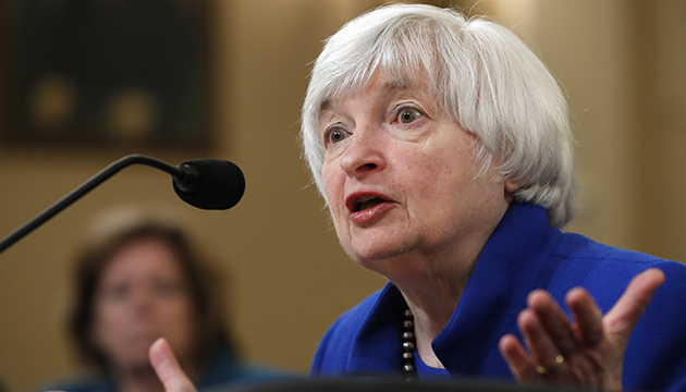 耶倫拒評是否逐財長 籲增財政政策力度