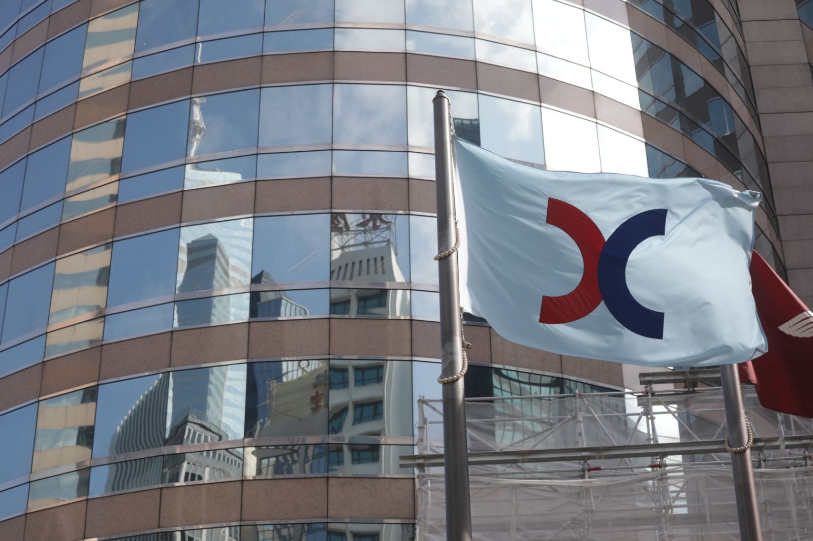 【追蹤報道】港交所：調查國指期貨市場數據顯示有誤事件