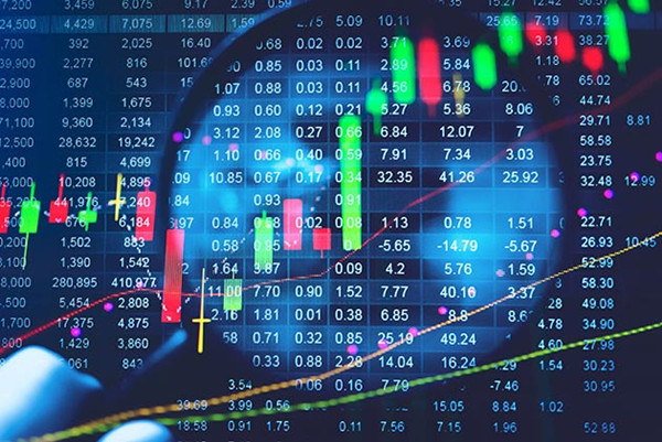台股大漲180點 收13773點續創新高