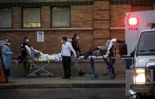 約翰斯·霍普金斯大學：美國累計新冠死亡病例超過25萬例