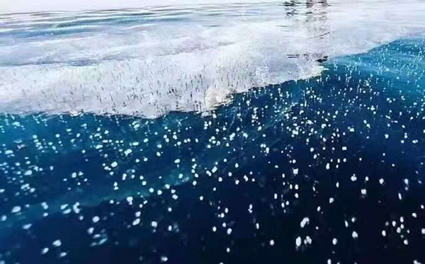 漠河出現千米「冰泡」奇觀