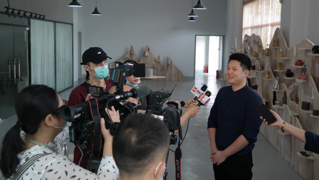 深圳三家文化企業與外企雲上簽約