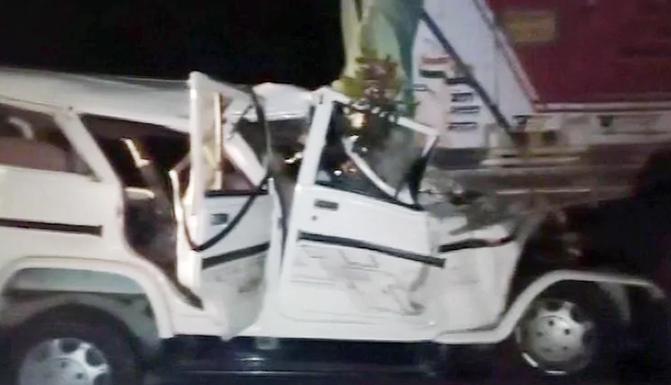 印度北方邦發生交通事故致14人死亡 含6名兒童