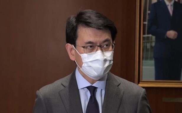 邱騰華：本港與新加坡「航空旅遊氣泡」順延兩周