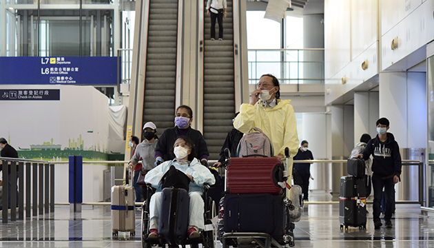 食衛局：機場測試不同採樣方式 25個案檢測結果有差異