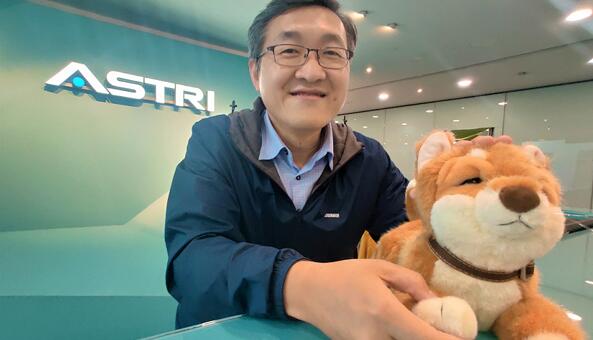 應科院優化智能寵物犬 能與長者聊天及提示服藥