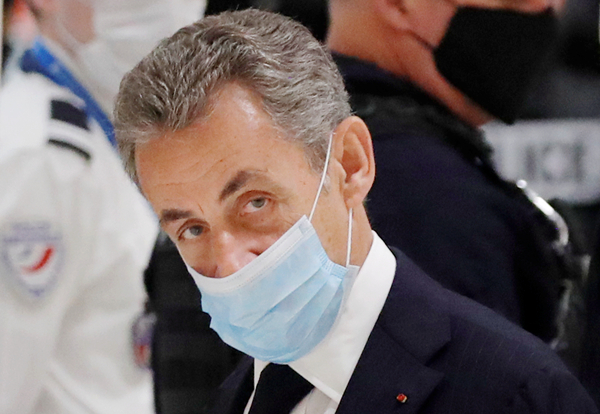 涉腐敗及以權謀私 薩爾科齊出庭受審