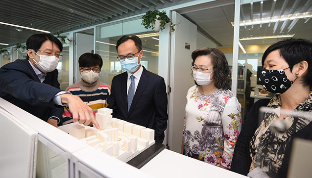 聶德權到訪建築署 與各職系同事交流