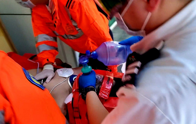 石澳沙灘少年遇溺昏迷送院搶救