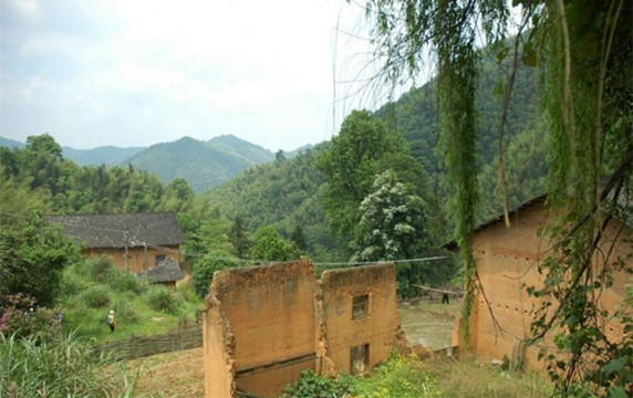 貧困地區農村居民經營淨收入比上年同期增長4.9%