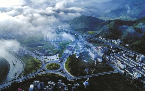 內地前10月公路水路完成投資2.1萬億 超全年目標19.4%