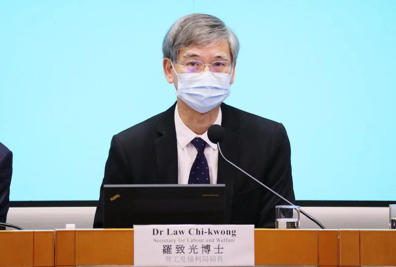 羅致光：延長法定產假4周將於下月11日生效