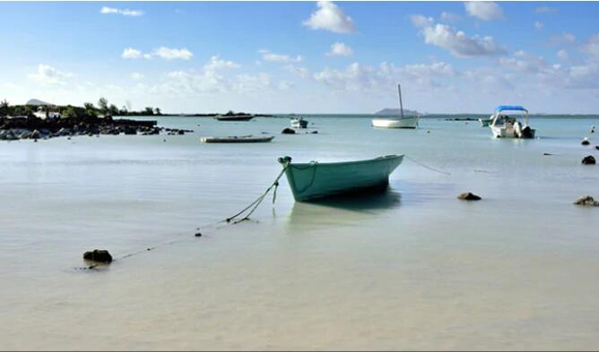 英法簽署協議 阻非法移民偷渡英吉利海峽