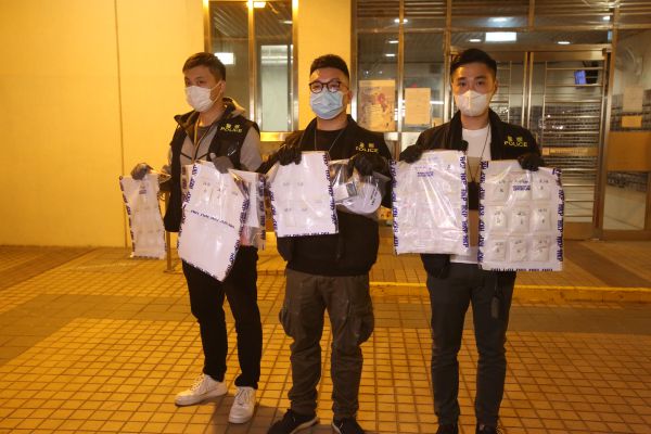 警梨木樹拘捕1男子 涉嫌販運價值100萬元毒品 