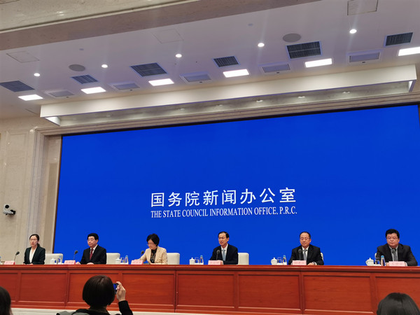 財政部：正會同有關部門逐項評估現有脫貧攻堅政策 過渡期內總體保持穩定