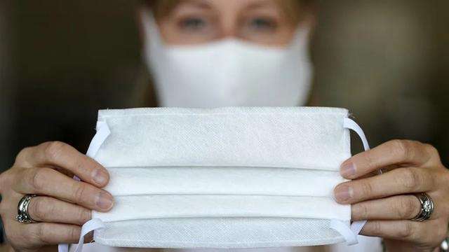 荷蘭戴口罩法律生效 違者罰款95歐元