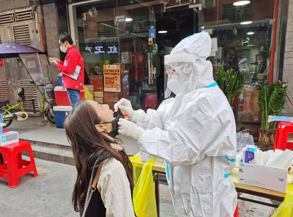 抗疫直擊：700人通宵奮戰 羅湖以最快的速度與疫情賽跑