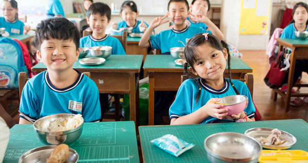 台多縣市首長表示：萊豬「禁入校園午餐」