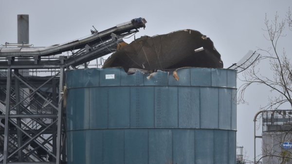 英國布里斯托倉庫爆炸 傳多人傷亡