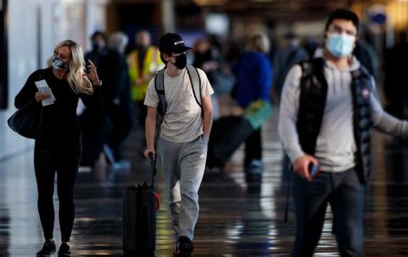 美國單日超過3100人染疫死亡創新高 入院人數逾10萬