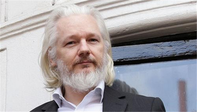 斯諾登呼籲特朗普赦免阿桑奇