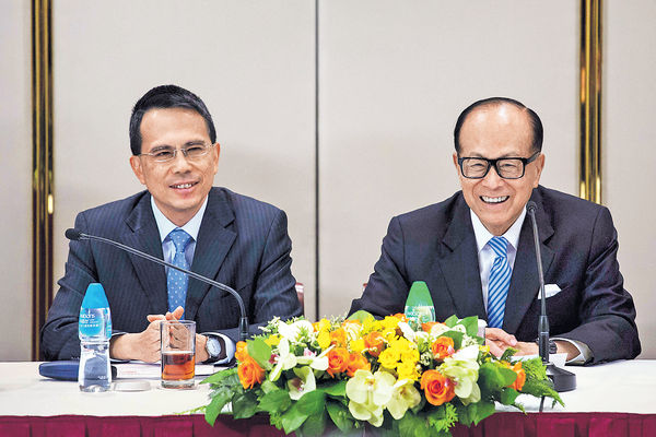李嘉誠父子增持長實80萬股
